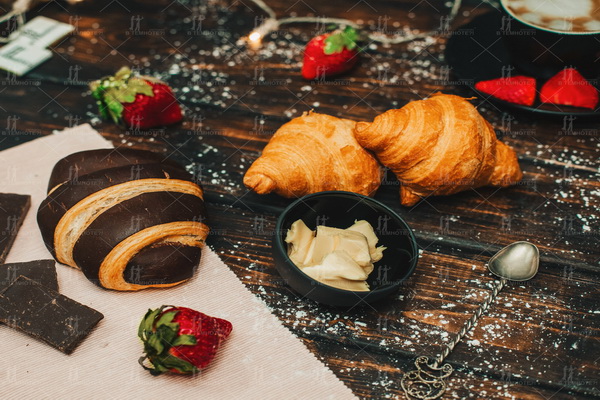 Chocolate croissant